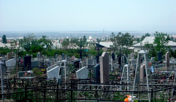 bishkek-southwest-cemetery-600x350